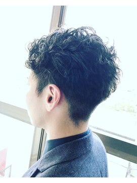 フェリス(FELIS) 【FELIS】我孫子　刈り上げパーマツーブロック