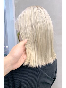 ソーコ 渋谷(SOCO) 【SUN】ホワイトベージュ/ダブルカラー/ハイトーン