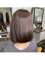 ナンバー エアロ 横浜(N° +aero)&nbsp;大人可愛い小顔ワンサイドショートボブ丸み前下がり