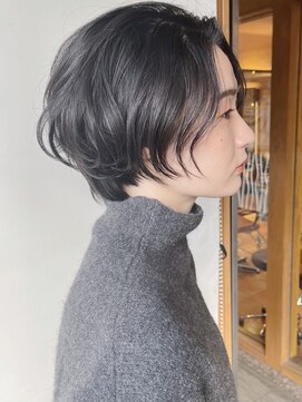 モリオフロムロンドン 原宿本店(morio from London) 【morio 原宿】くせ毛風パーマ 黒髪ショート 前髪なし 宮本