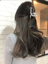 ヒールヘア 堀江店(HEAL HAIR) グレーインナーカラー