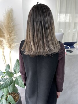 フー(fu.) バレイヤージュ