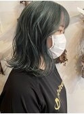 切りっぱなし外ハネスタイル