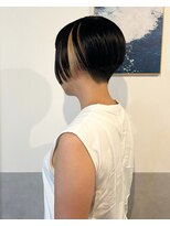 マリン(Marine)&nbsp;20代30代40代イヤリングカラー刈り上げショートボブベージュ