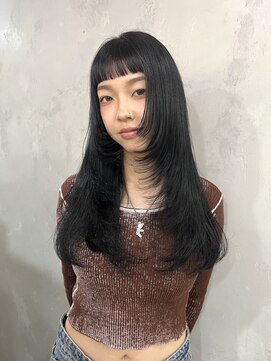 ナツ(Natu.) 顔周りレイヤーカット / 中森しゅう