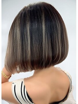 エノア 東京(ENORE) 白髪ぼかしハイライト/白髪ぼかし/バレイヤージュ/ハイライト