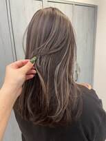 ロテ(LOTE.)&nbsp;黒髪/クラゲヘアー/オリーブグレー/小顔/ココアベージュ/一宮