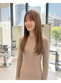 シアーベージュ艶髪ストレートロング