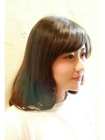 ヴォーグ美容室 タクト店&nbsp;裾のワンカールに甘さをプラス Aラインの愛されミディ