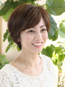 ニチニチ(nichi nichi) アッシュブラウン＆オトナきれいなショート