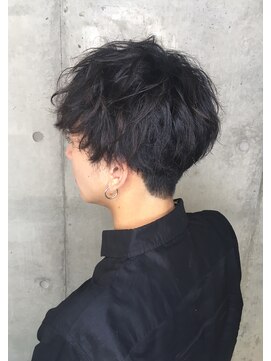 ゼンコー アオヤマ(ZENKO Aoyama) 横顔が素敵に決まるくびれマッシュツイストパーマ［表参道/青山]