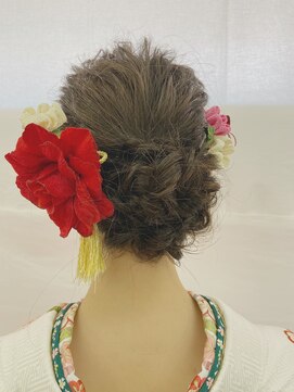 ネオリーブカフ 鶴ヶ峰店(Neolive caff) 【成人式 卒業式 浴衣 結婚式】ヘアアレンジ予約受付中♪