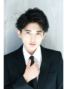 クリフ バイ リップス ヘアー(CLIF by LIPPS hair) ビジネス パーマ リバース ツーブロック