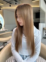 ロンドメリア 天神大名店(Lond Melia) ★グレージュカラー斜めバングデザインカラーシルキー ベージュ