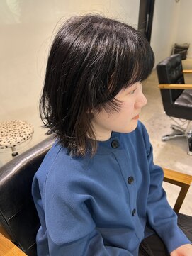 トレス(TRESS) ウルフボブ　外ハネレイヤー　大人ボブ　ニュアンスカラー