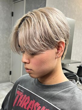 エルマーク 心斎橋(L-MARK) センターパートブリーチダブルカラーフェイスフレーミン