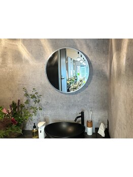 オープニングにつき少人数制♪周りを気にせずに、髪のお悩みを納得いくまで相談できるのが魅力☆