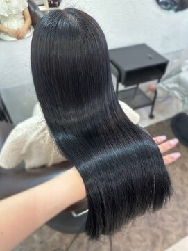 ラビス 池袋(Lovis) ワンレン/ネビージュ/エクステ/小顔/インナーカラー/韓国/池袋