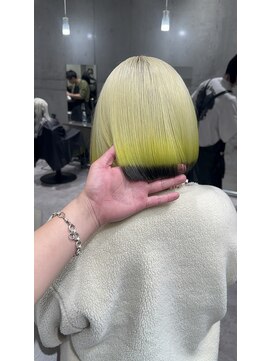 モニカ(MONIQA) ブロンド×イエロー×ブラック