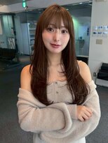 ロングレイヤー 斜めバンググレージュカラーデザインカラー
