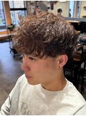 波巻きスパイラルパーマメンズマッシュパーマツイストパーマ