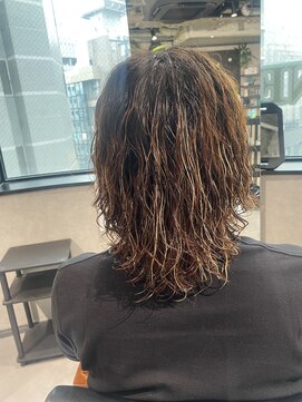 ネクストネオ 静岡(NEXT NEO) NEXT NEO【櫻田】ミディアム　ツイストスパイラルパーマ　メンズ