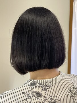 ピオニー(Peony) 内巻きボブ