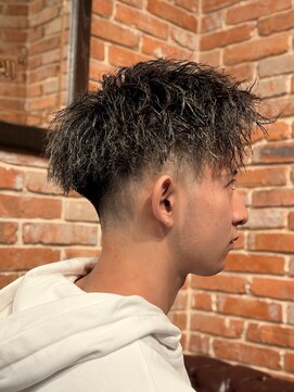 ヒロギンザ 仙台本店(HIRO GINZA) 仙台 フェードカット ツイスパ ハイライト