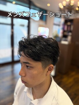 チッカルーチェ 旭町店(Chicka luce) フェザーショート