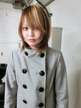 ノラ シブヤ(NORA) ★デザインカラーミディアムハッシュカットウルフカットレイヤー