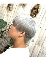 セルンティーヘアー(CERNE tie hair)&nbsp;ホワイトプラチナ・マッシュウルフ