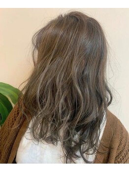 クラク 羽根木店(kuraku)の写真/白髪ぼかし、白髪染めお任せください