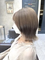 ネリ(NERi)&nbsp;小顔見せ☆顔まわりレイヤー×外ハネミディアム