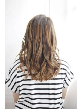 アルネ プラスエヌ(ARNE+n) 20代30代40代　脱力感という新しさ【近江八幡】