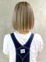 アイティー バイ アルバム 中野店(IT by ALBUM) ペールベージュボブ_ハイライトカラーオリーブカラー_ba302133