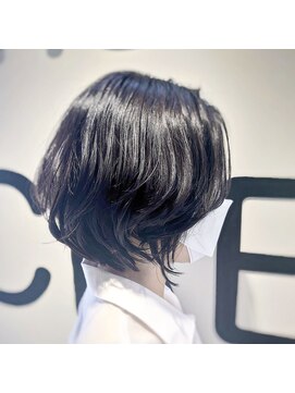 マニクレアーレ ルミネ荻窪店(mani CREARE) フレッシュ黒髪ボブ