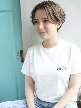 バース(BIRTH) 天神【BIRTH】大人かわいい涼しげヘアの前髪なしショート　3