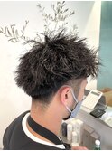 ツイストパーマでボリュームアップ