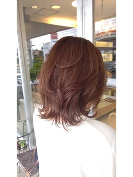 マリーインターナショナル 浦添店(MARIE INTERNATIONAL) ミディアムレイヤーベージュブラウンピンク