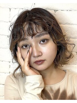 ピークアブー 原宿ハラカド(PEEK-A-BOO) ”オン眉×HBL”