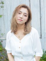 クリア 上田店(CLEAR) 柔らかいフォギーベージュのミディアムウェーブ