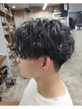 メンソウル(MENSOUL) センターパート×ツイストスパイラルパーマ