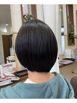 コアフィールフィス(COIFFURE fils) 新規お得クーポンあり【見附　今町】黒髪ボブヘア