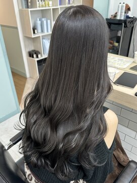 ルアナ ヘア アンド トリートメント(Luana) 韓国ヘア*艶髪透明感カラー*YURINA