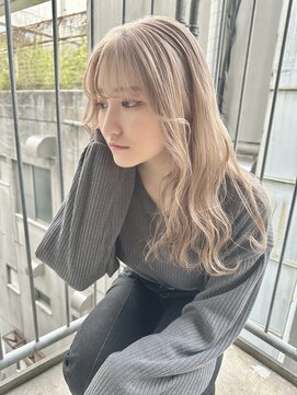 リーノア(LINOAH) 肌映えベージュ×ミディアムレイヤー