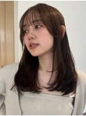 顔周りレイヤーカットくびれヘアミルクティーベージュカラー