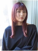 大人かわいいレッドピンクカラー