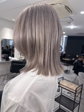 キング 高槻(K!ng) 縮毛矯正髪質改善ハイライトレイヤーカット枚方美容室エクステ