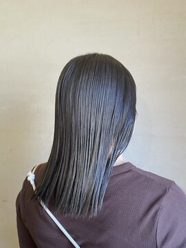 ココカラヘアー ニコ(cococara hair nico) ハイトーン/グレージュ/ストレート