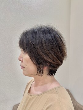 エイミーバイアフロート(amie by afloat) 丸みショート.